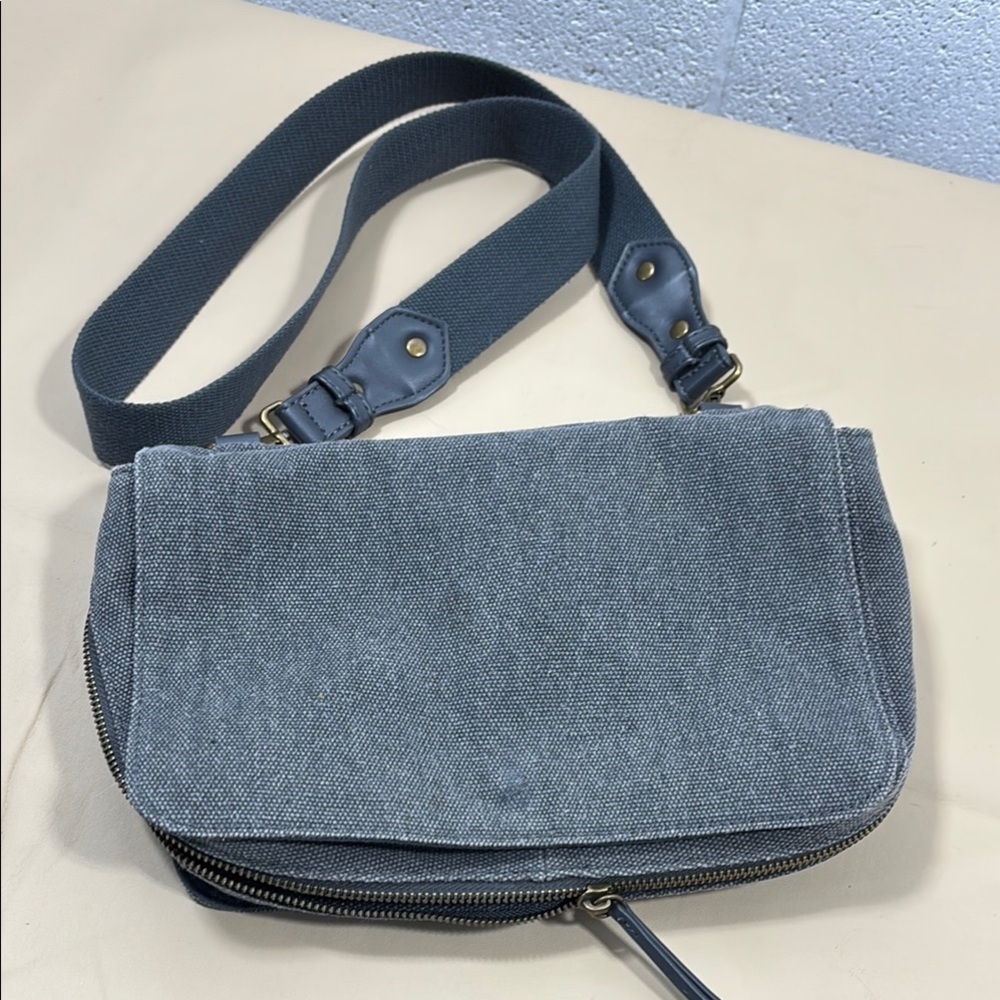 Steve Madden Boho Gray Crossbody Bag​​